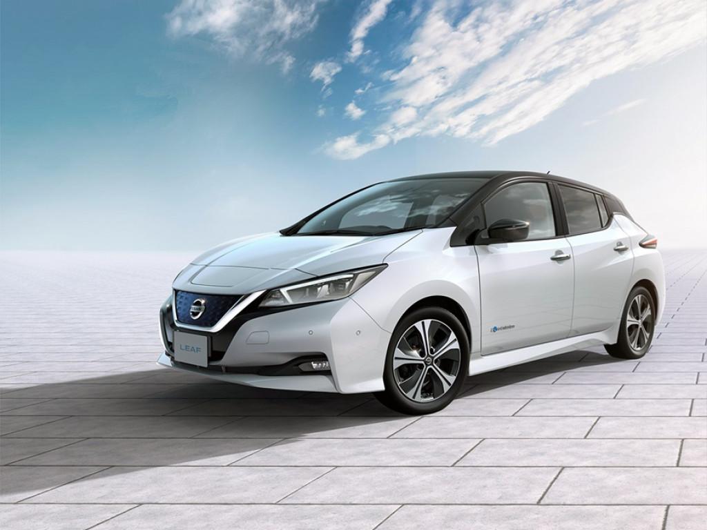 Nissan Leaf 40kWh ev acenta 110kW aut zakelijke lease › Leaselinq